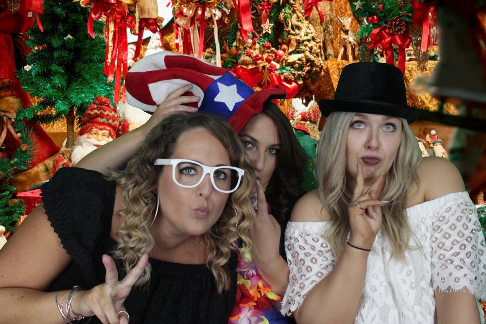DHL South Regional Meeting | View more photos from the event at gallery.myphotoboothexperience.co.uk/u/MyPhotoBoothExperienceLtd/DHL-South-Regional-Meeting